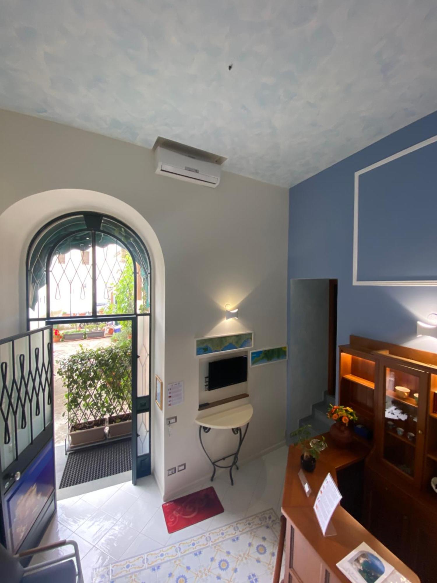 Rental House Angelina Maiori Buitenkant foto