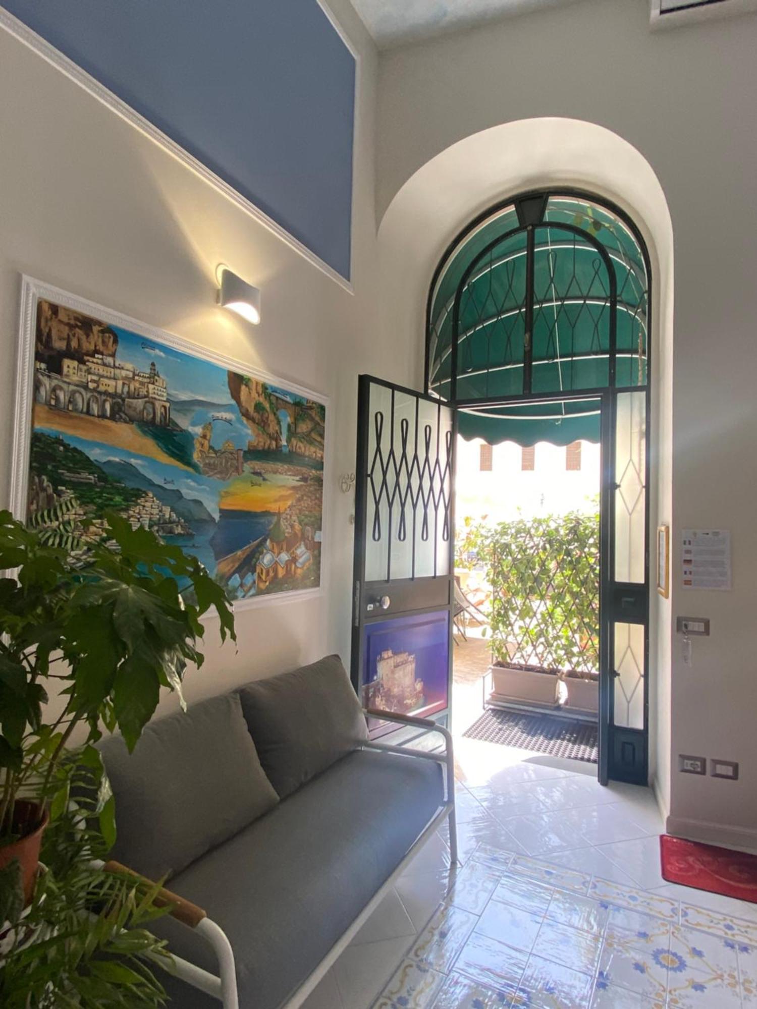 Rental House Angelina Maiori Buitenkant foto
