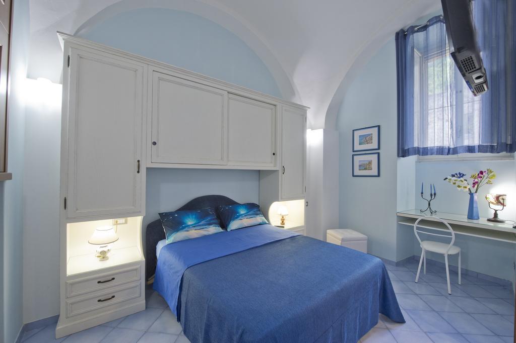 Rental House Angelina Maiori Buitenkant foto