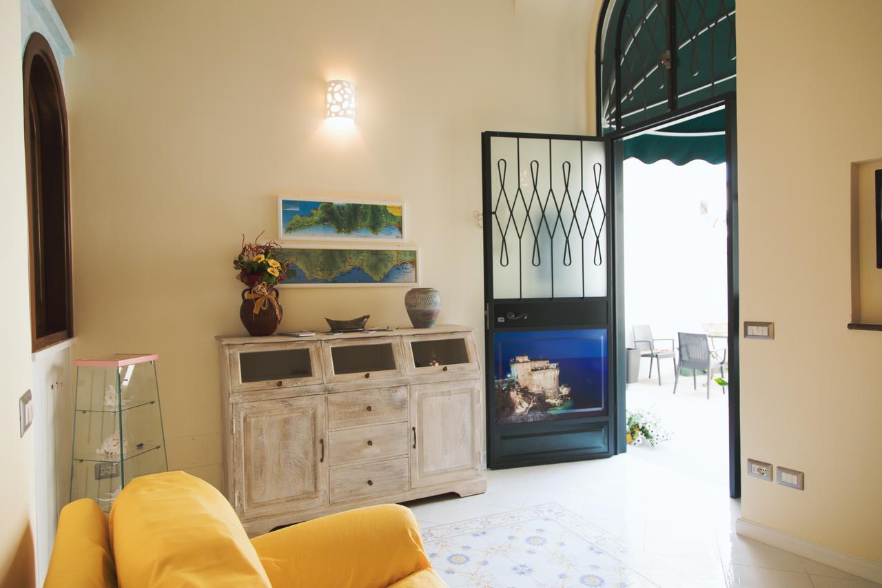 Rental House Angelina Maiori Buitenkant foto